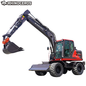 Wheeled Excavator na may Log Grapple